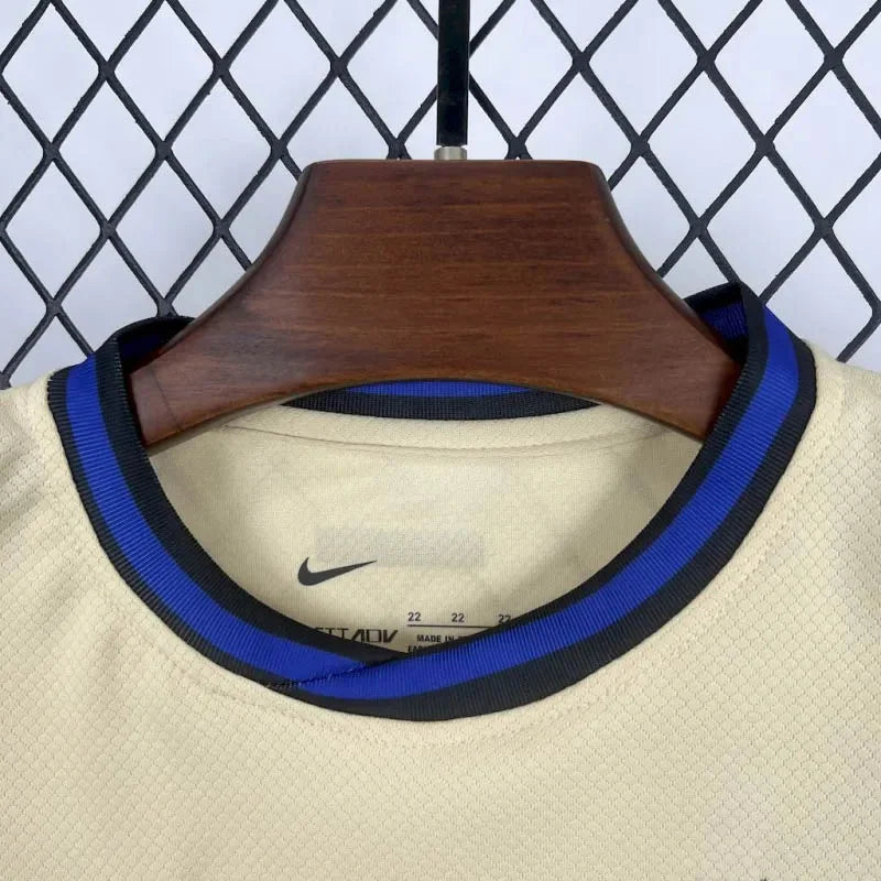 Tenue extérieure du FC Barcelone 2025/2026 taille enfant