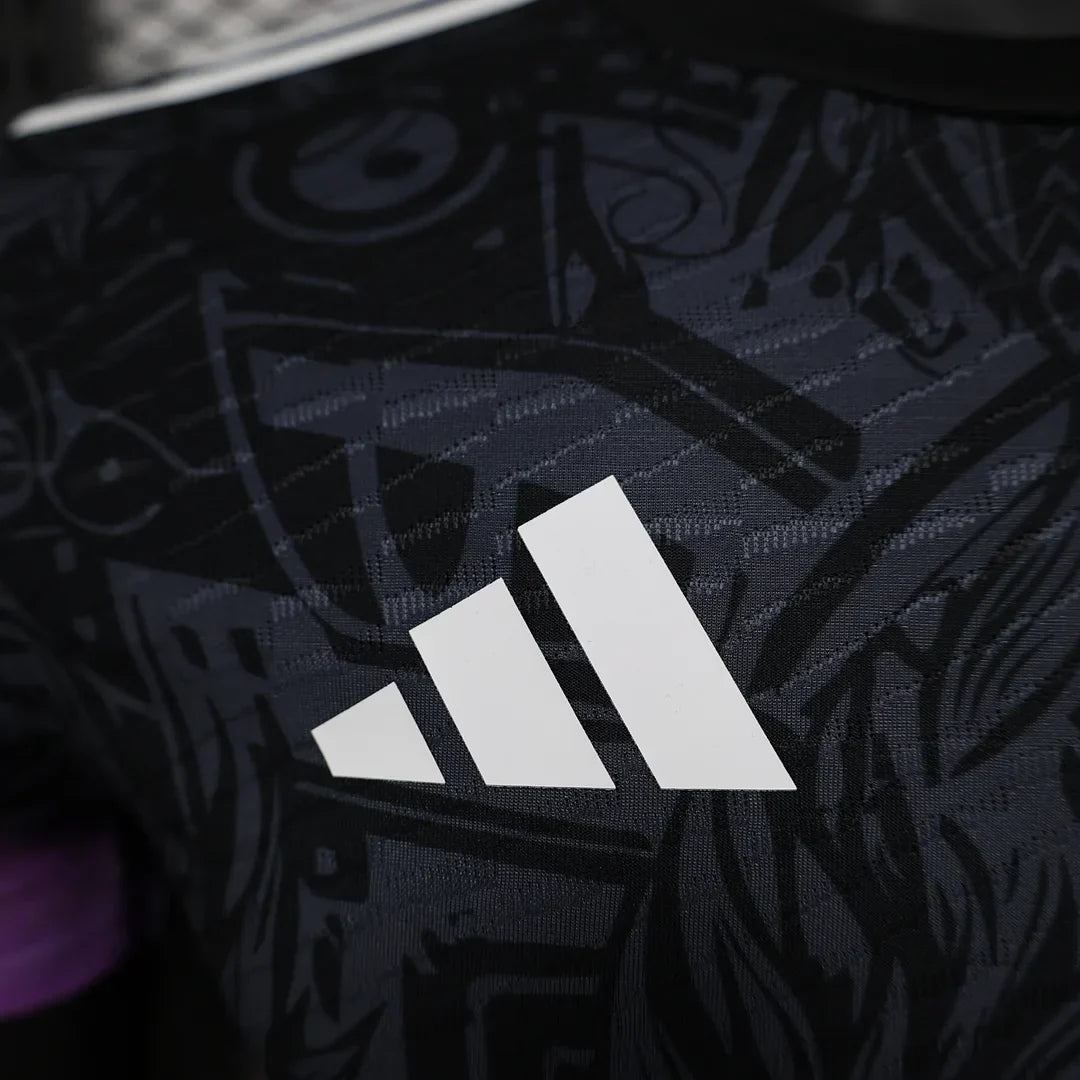 Maillot Liverpool édition limitée "Midnight Soar"