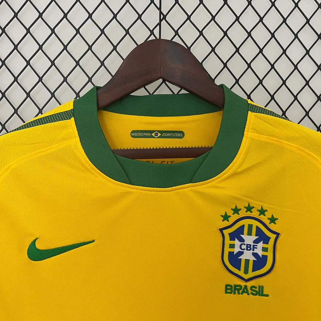 Maglia retrò Brasile per la casa 2010