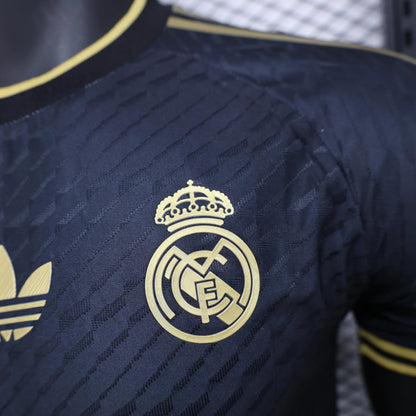 Real Marid "Oro del Dragón" Limited Jersey