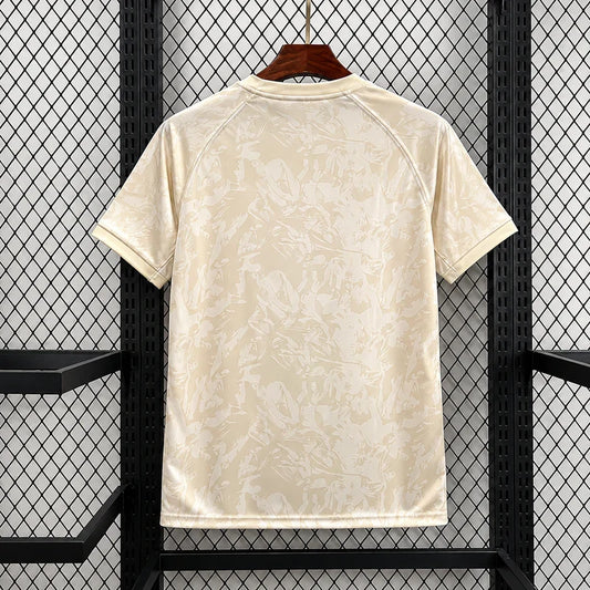 Maglia in edizione limitata PSG "Louvre Heritage"