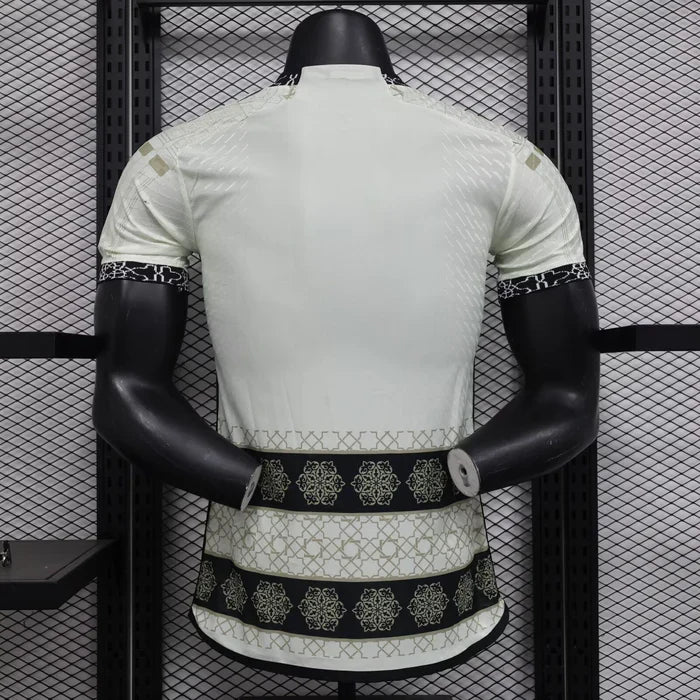 Maglia in edizione limitata "Mosaic Heritage" del Real Madrid