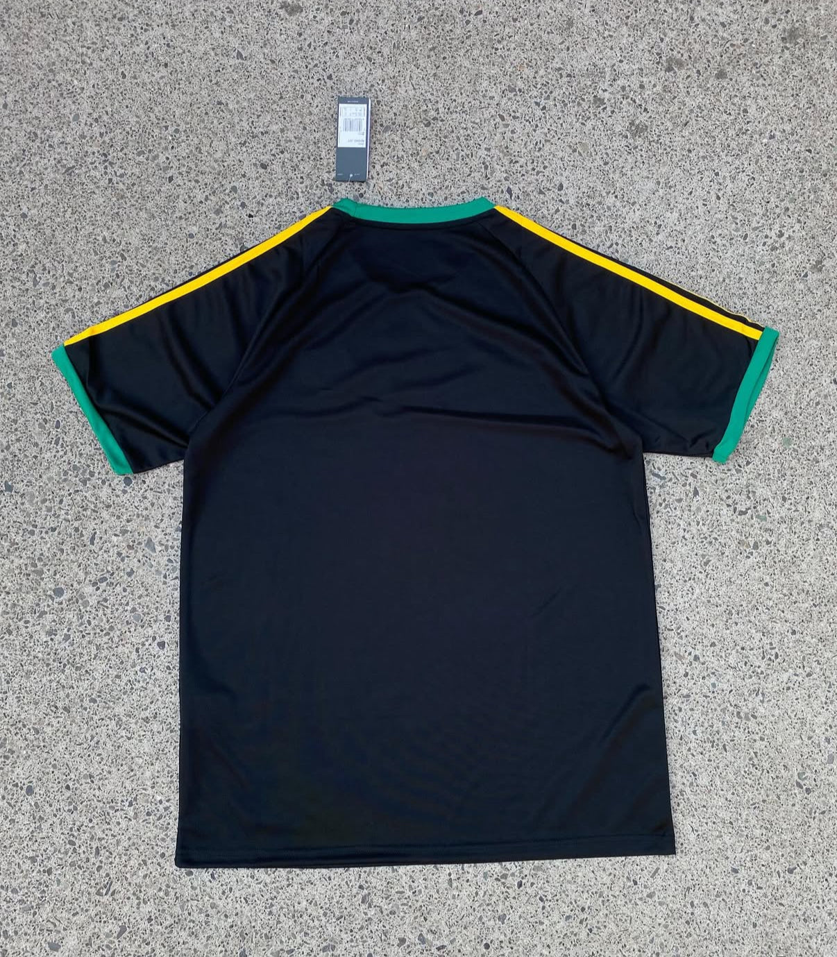 Maillot Stüssy x Jamaïque en édition limitée