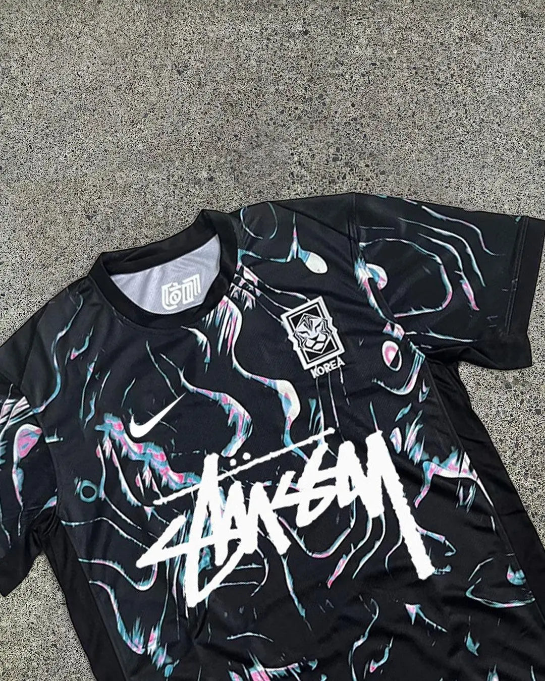 Maglia in edizione limitata Stüssy x Corea