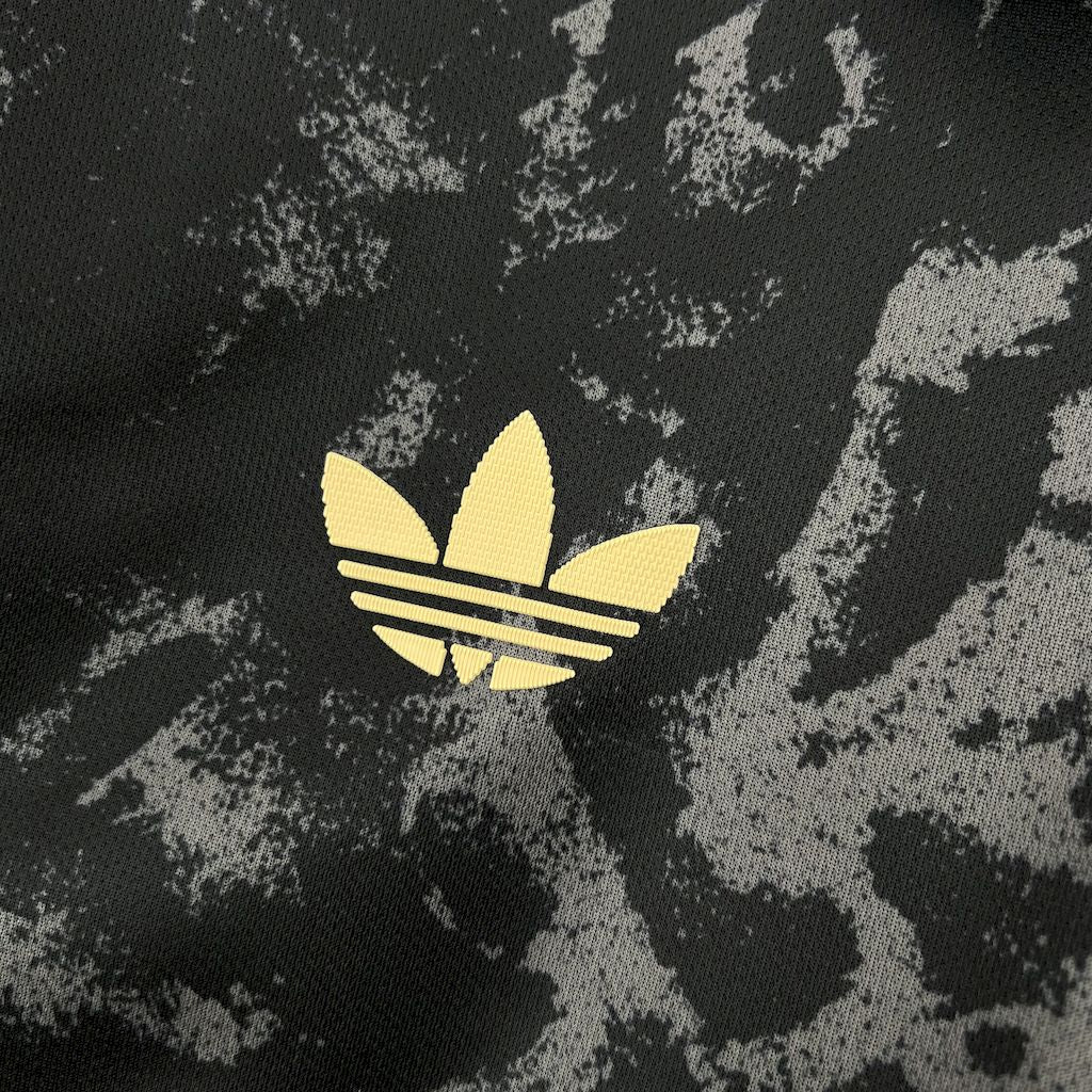 Maillot Ajax X Stone Island en édition limitée