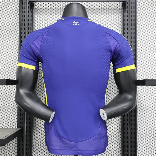 Maglia in edizione limitata Real Madrid "Royal Flash"