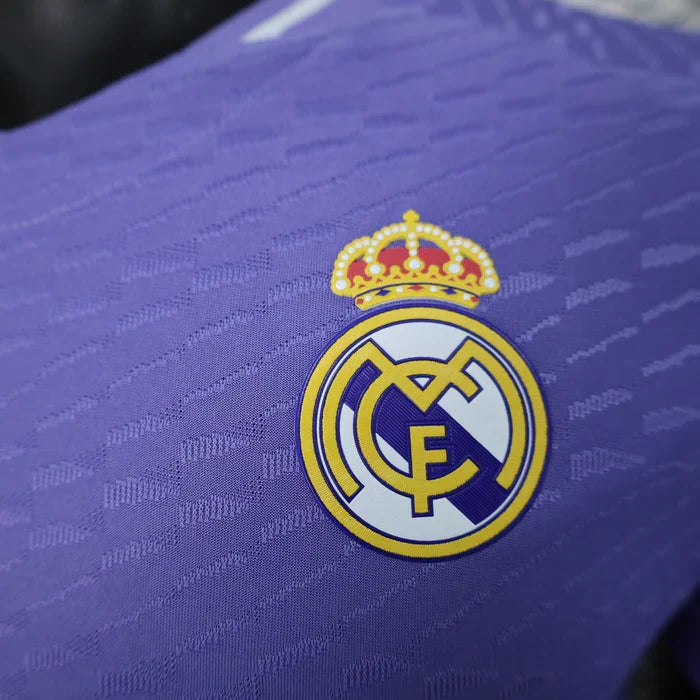 Terza divisa Real Madrid 2024/2025