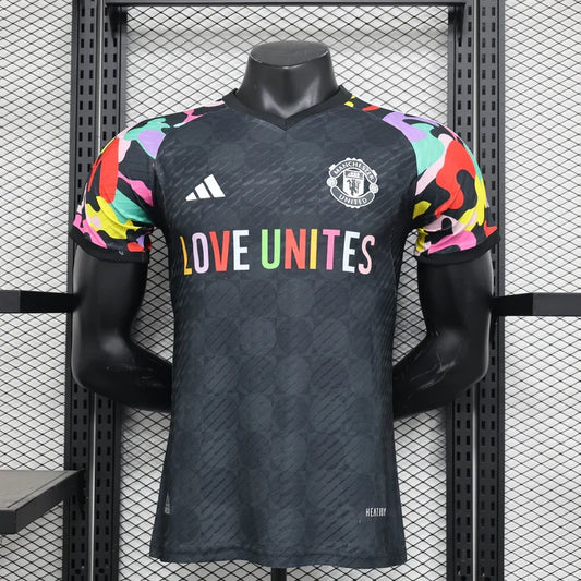 Maglia in edizione limitata "Unity Spectrum" del Manchester United