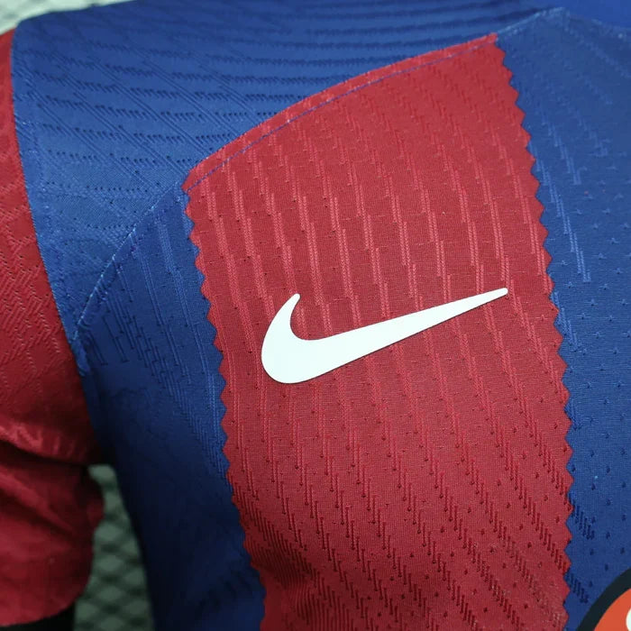 Maillot en édition limitée « Rock ‘n’ Roll Blaugrana » du FC Barcelone