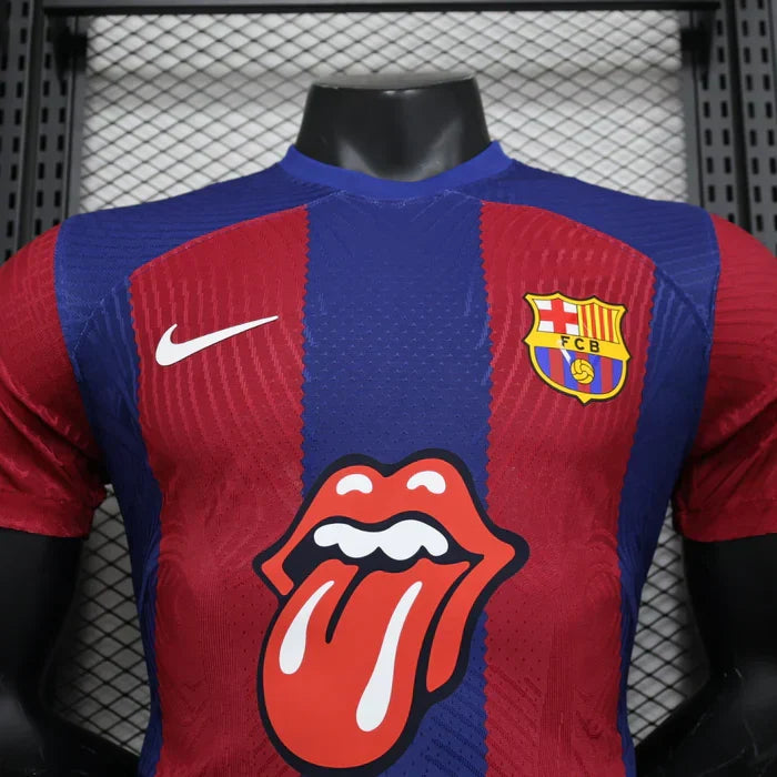 Maillot en édition limitée « Rock ‘n’ Roll Blaugrana » du FC Barcelone