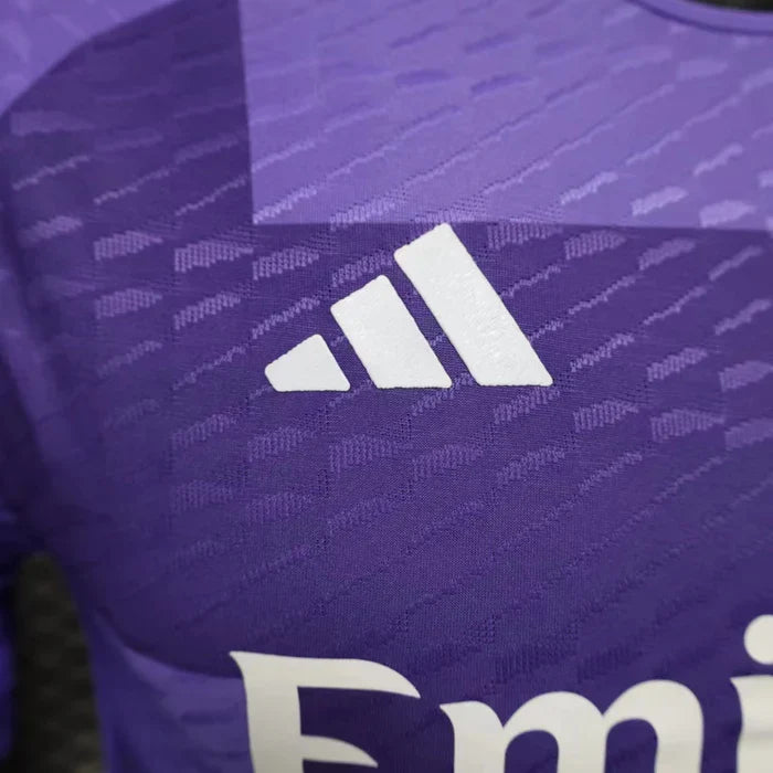 Real Madrid "Royal Violet Madrid" Maglia in Edizione Limitata