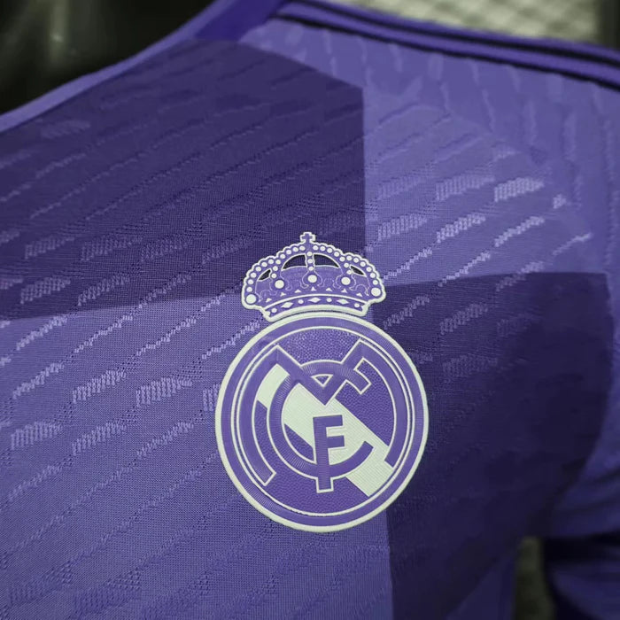 Real Madrid "Royal Violet Madrid" Maglia in Edizione Limitata