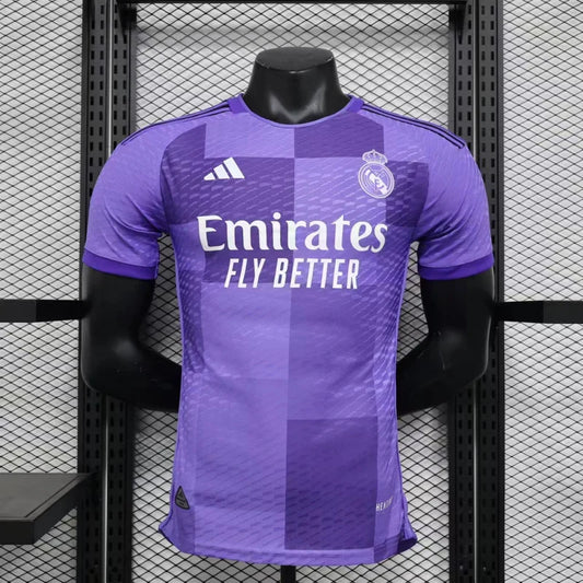 Real Madrid "Royal Violet Madrid" Maglia in Edizione Limitata