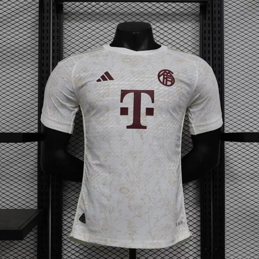 Troisième maillot du Bayern Munich 2023/2024