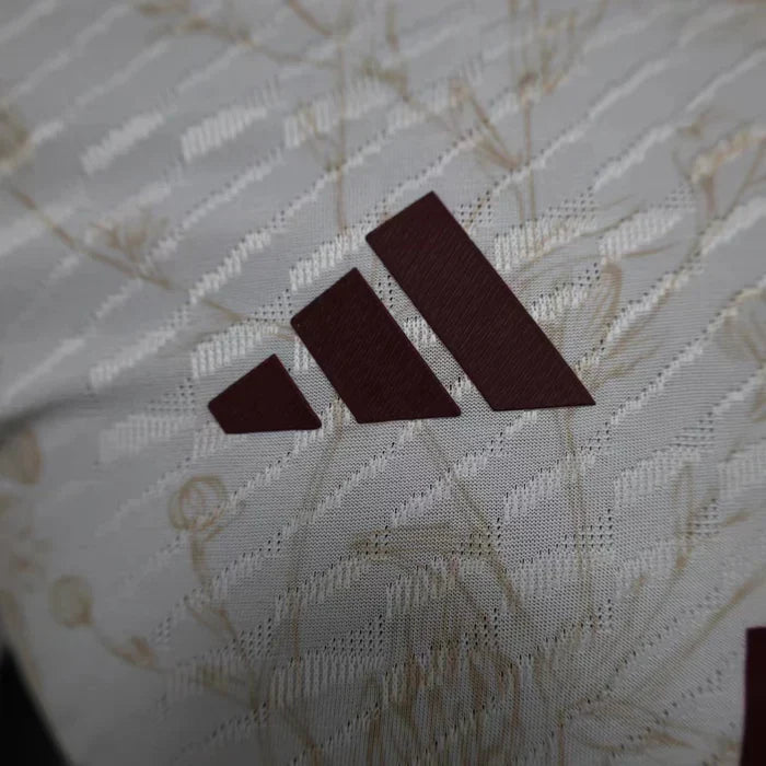 Troisième maillot du Bayern Munich 2023/2024