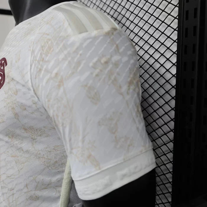 Troisième maillot du Bayern Munich 2023/2024