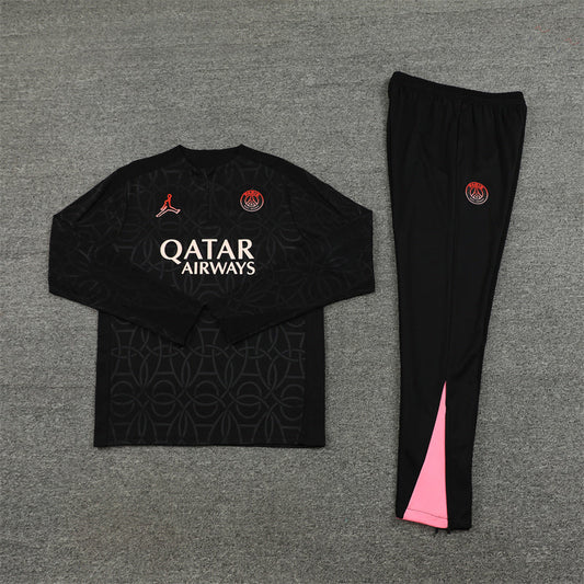Survêtement noir PSG