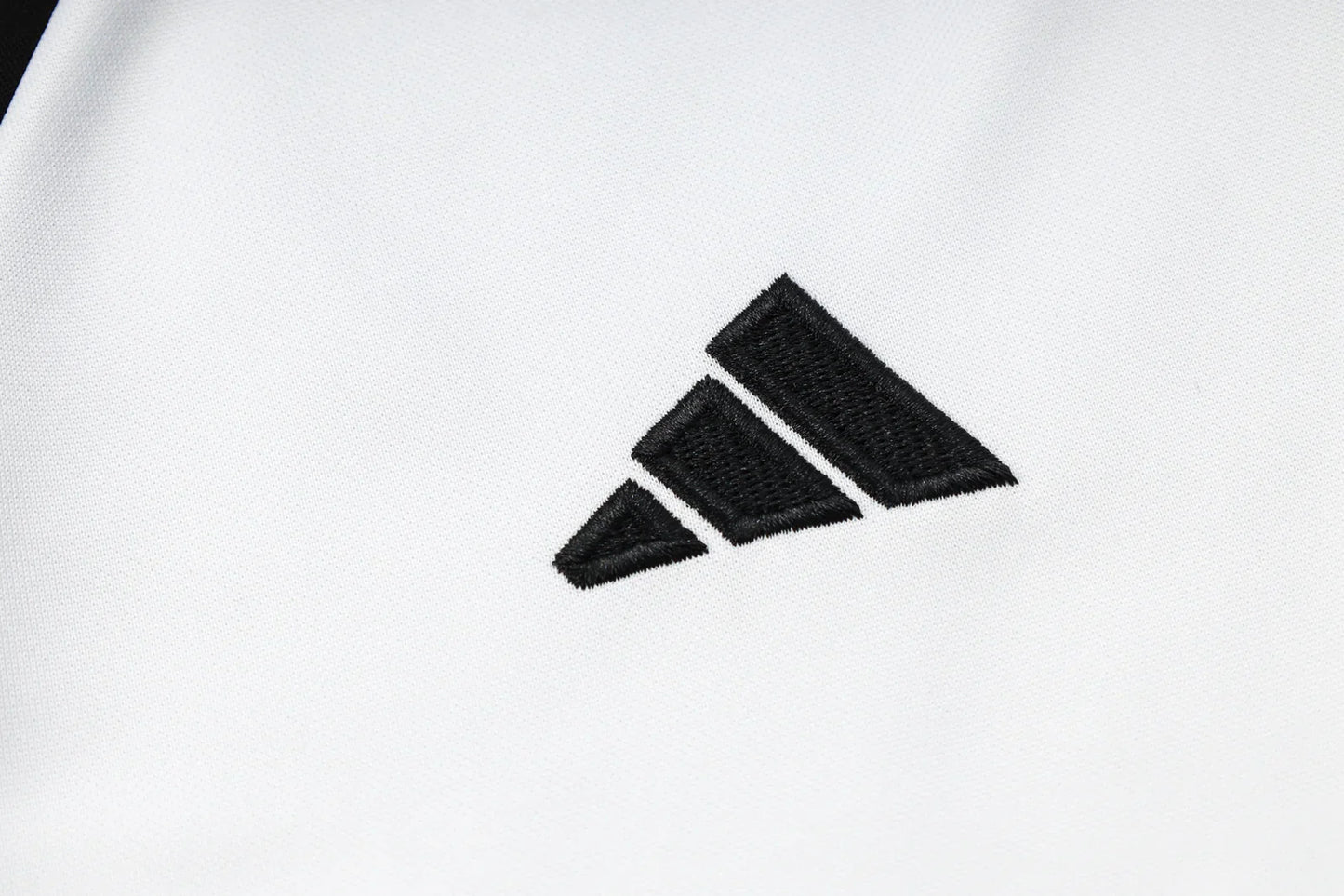 Survêtement Juventus Blanc et Noir