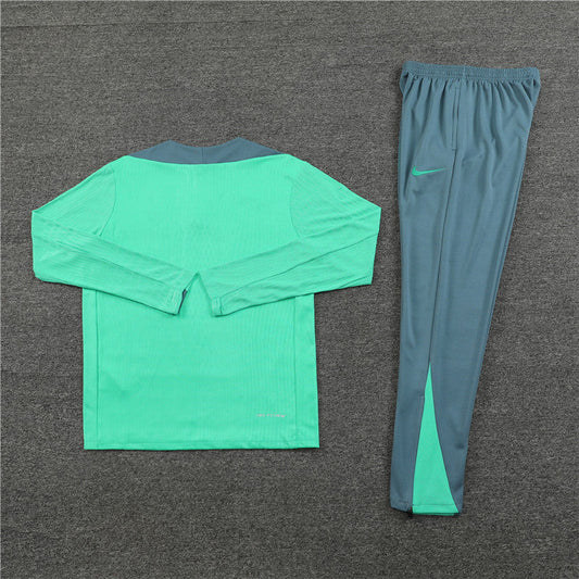 Survêtement Tottenham gris et vert