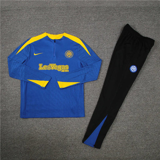 Survêtement noir et bleu Inter Milan