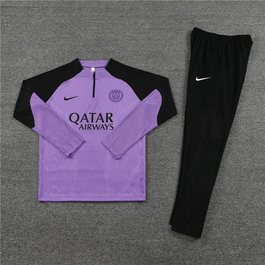 Survêtement noir et violet du PSG