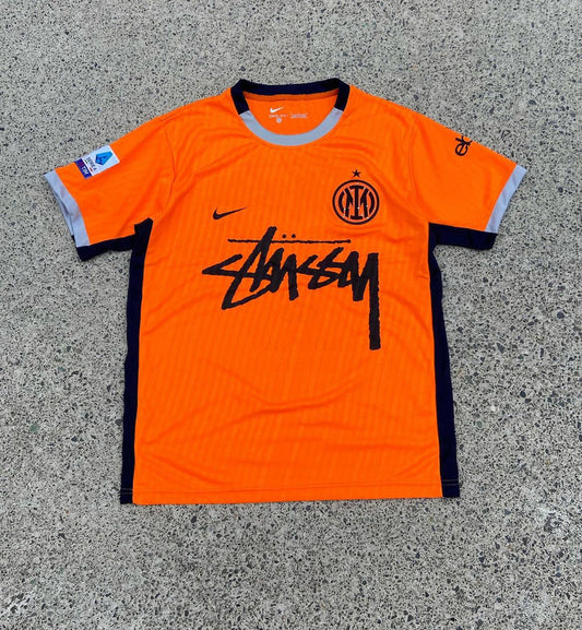 Maglia Stüssy x Inter Milan in Edizione Limitata
