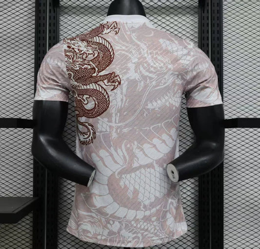 Maillot Real Madrid "Crimson Dragon" Édition Limitée