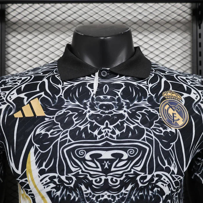 Maglia in edizione limitata Real Madrid "Bestia d'oro"