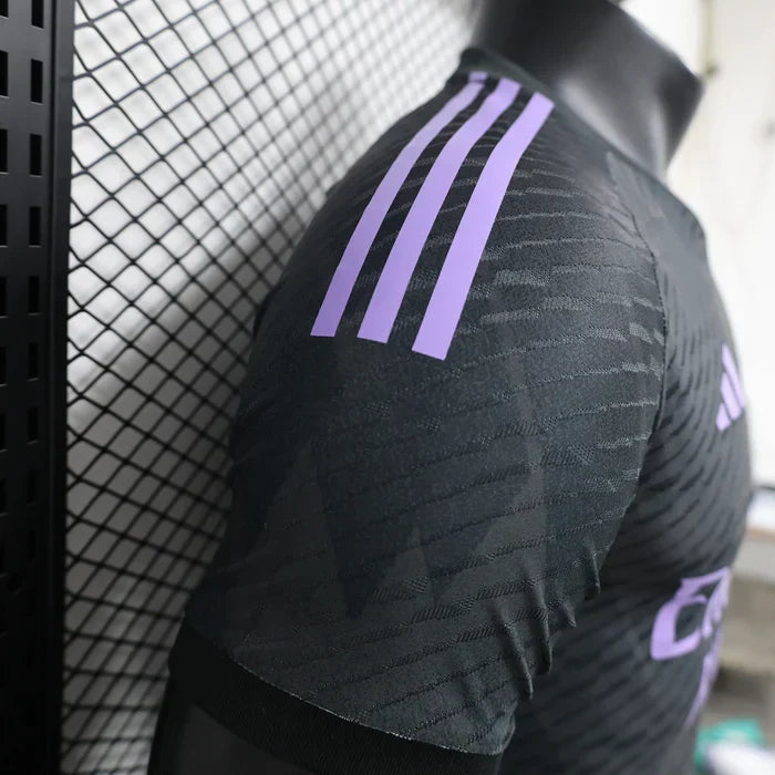 Maglia in edizione limitata "Midnight Amethyst" del Real Madrid