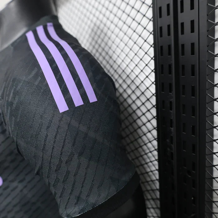 Maglia in edizione limitata "Midnight Amethyst" del Real Madrid