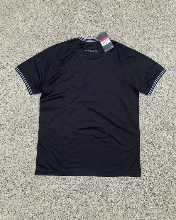 Maillot en édition limitée Stüssy x Brésil « Blackout »
