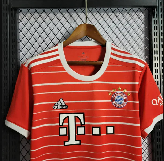 Tenue domicile du Bayern Munich 2022/2023