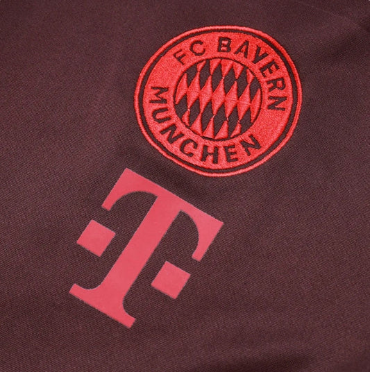 Survêtement rouge foncé Bayern Munich