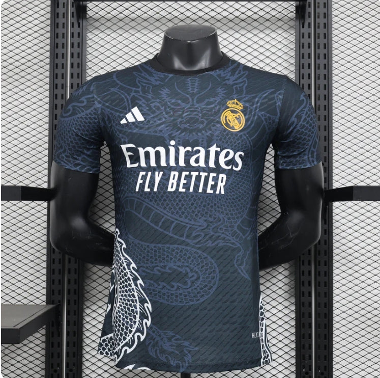 Maglia in Edizione Limitata Real Madrid "Midnight Dragon"