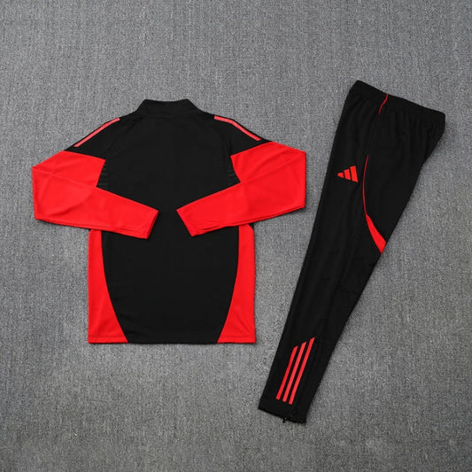Tuta Adidas Bayern Monaco Nera e Rossa 2025/2026