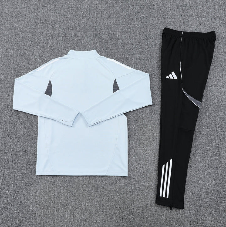 Ensemble de survêtement « Samouraï de glace » du Japon
