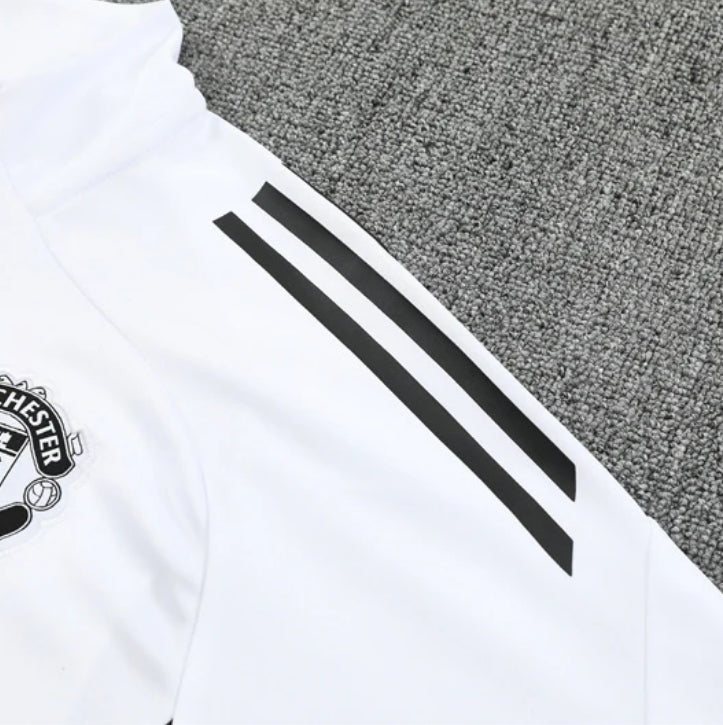 Survêtement blanc et noir Manchester United