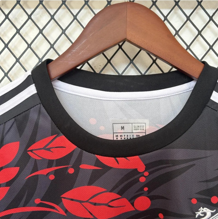 Maillot Édition Limitée Liverpool « Flamme Éternelle »