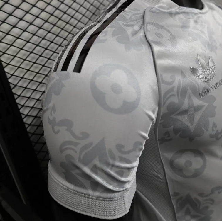 Maillot Real Madrid édition limitée "Louis Vuitton"