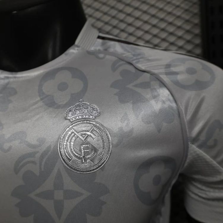 Maillot Real Madrid édition limitée "Louis Vuitton"