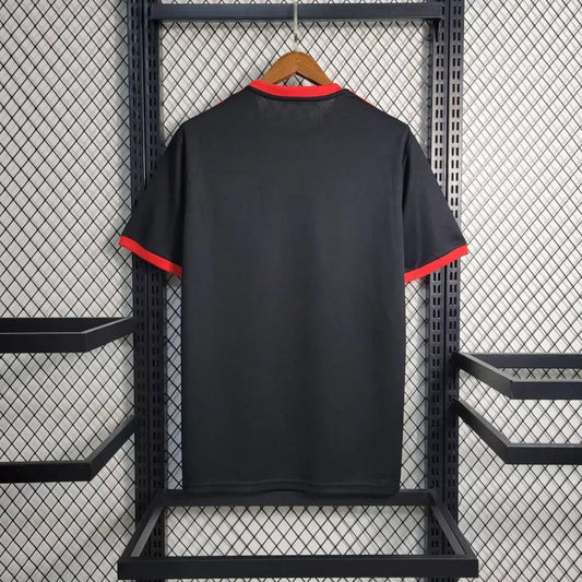 Maglia in edizione limitata "Crimson Tiger" Giappone