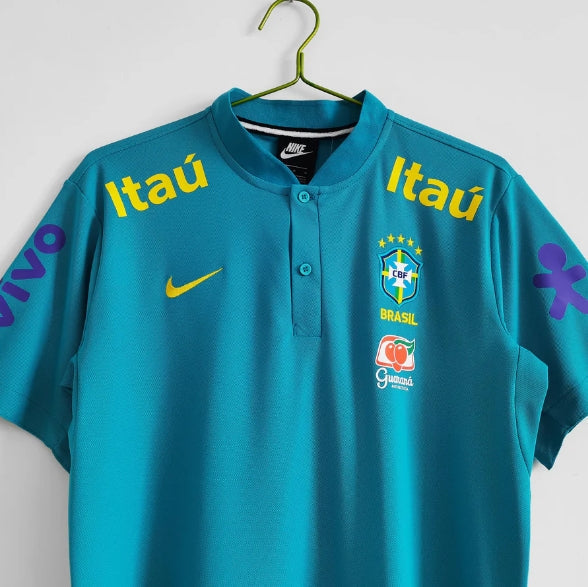 Brazil Retro 2022 Training Kit