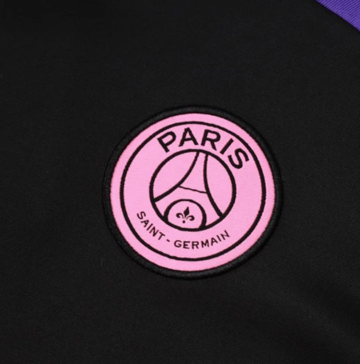 Survêtement noir et violet du PSG
