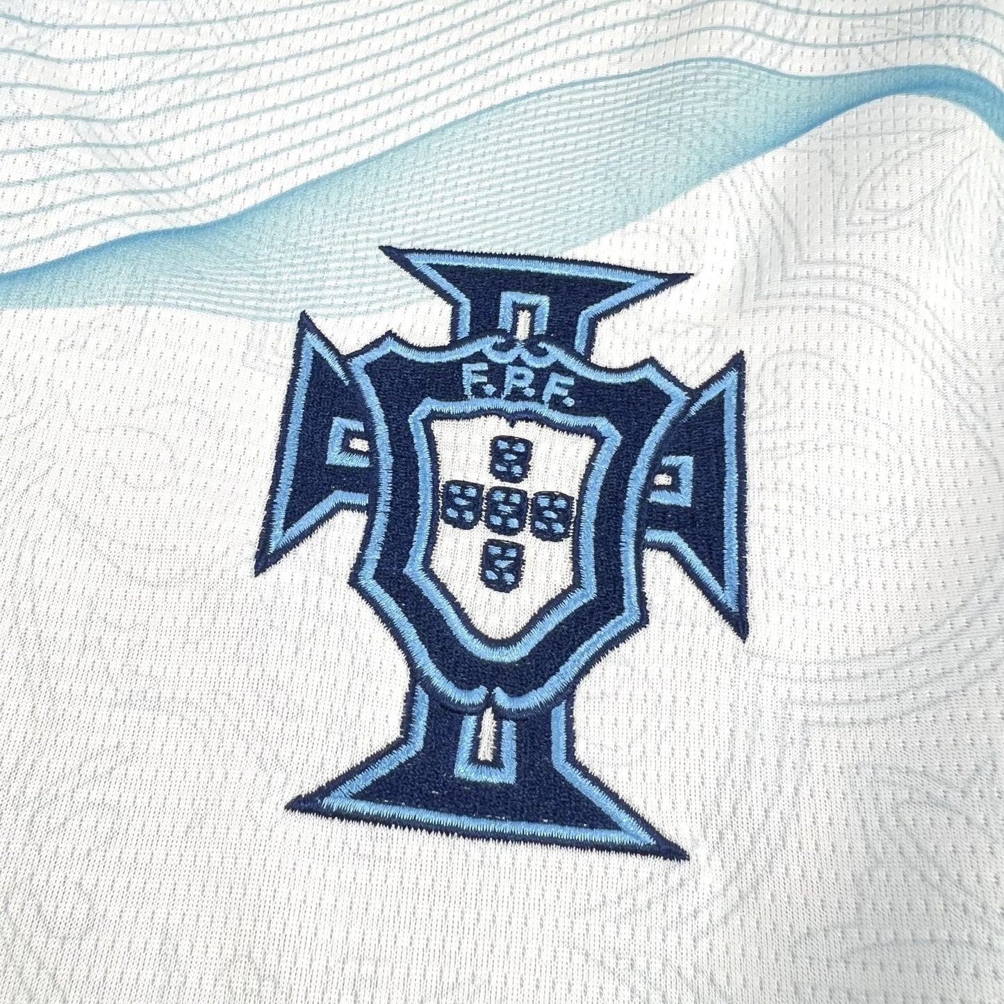 Maillot Portugal "Vague Atlantique" Édition Limitée