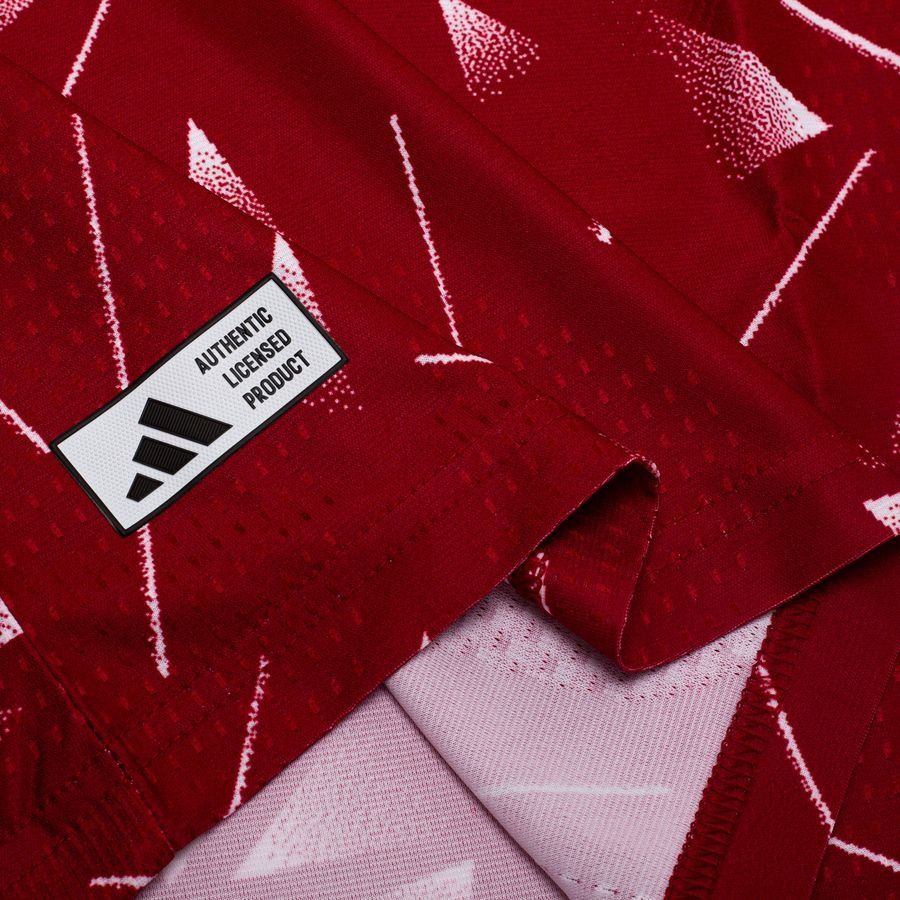 2026/2027 Liverpool Home Kit