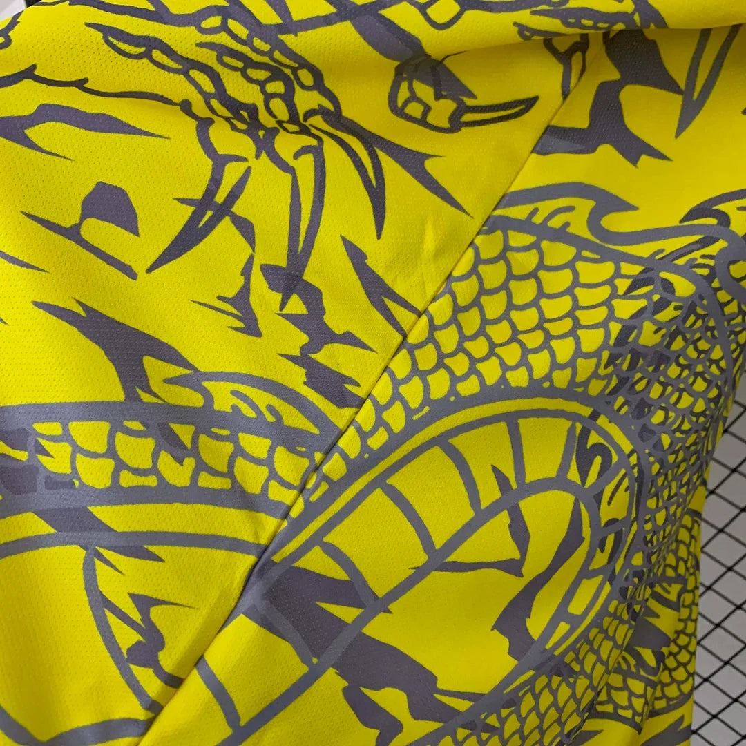 Maglia Limitata Real Madrid "Dragón Amarillo"