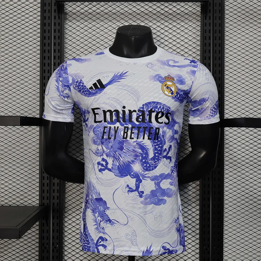 Maglia in edizione limitata "Snowbound Veil" del Real Madrid