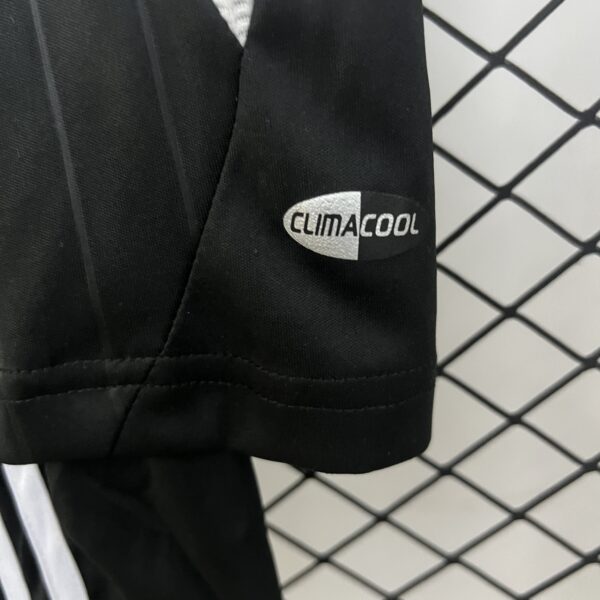Maillot de foot Real Madrid extérieur rétro 2006/2007 taille enfant