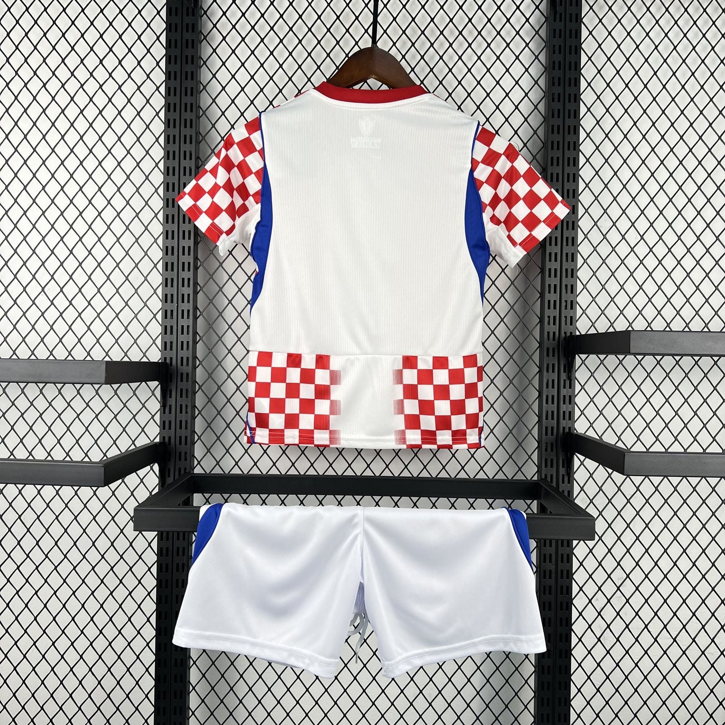 Divisa da casa Croazia Mondiali 2026 taglia bambino