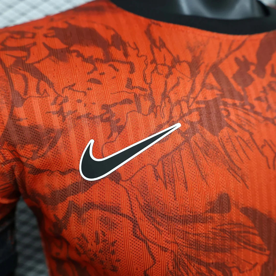 Maillot en édition limitée Liverpool "Dragon d'Anfield"